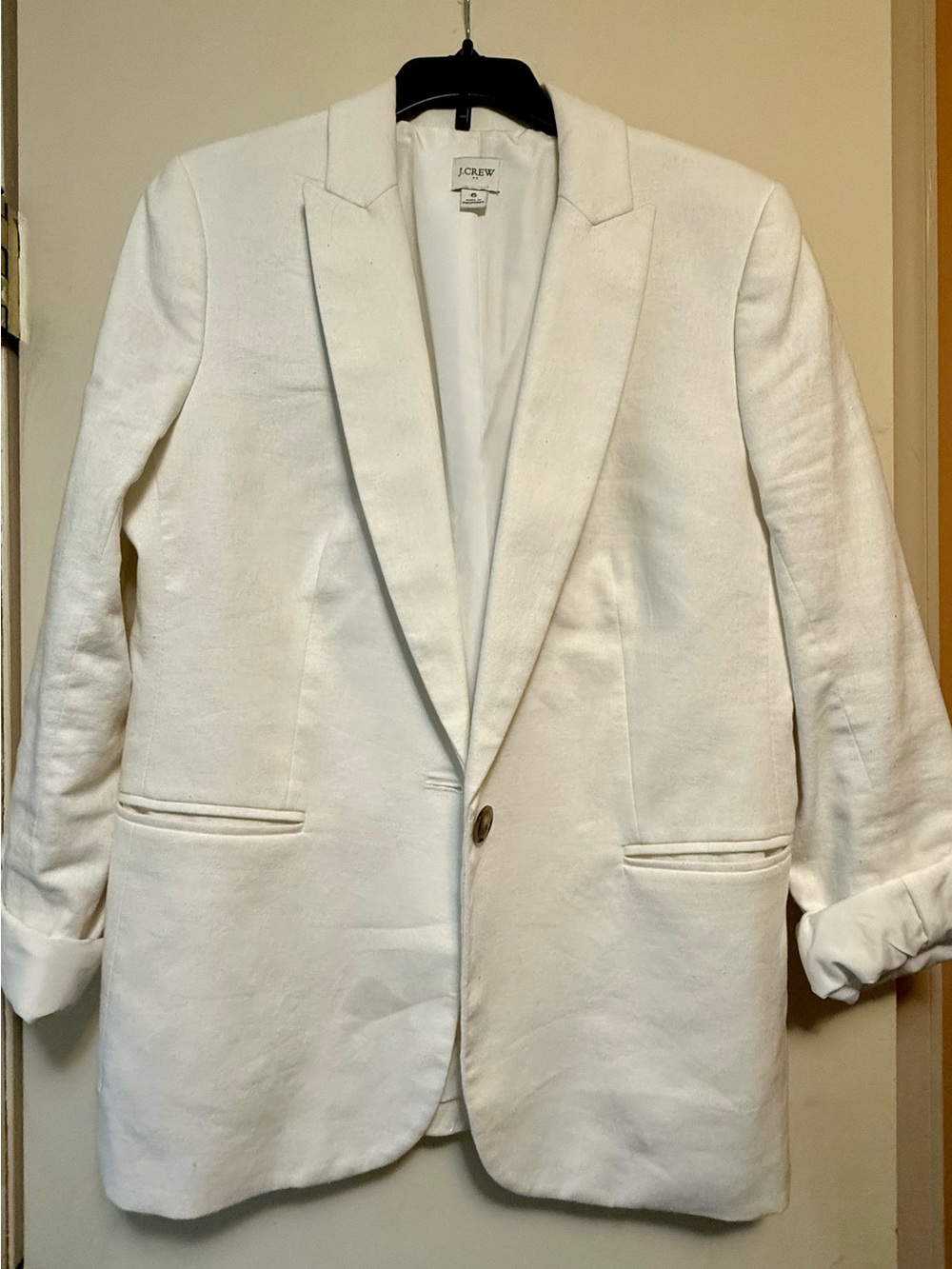 Classic White Single-Button Blazer